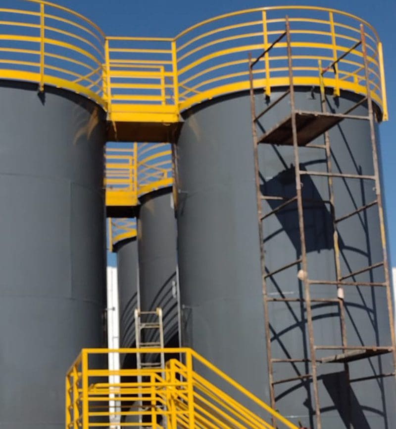 pintura-industrial-com-andaime