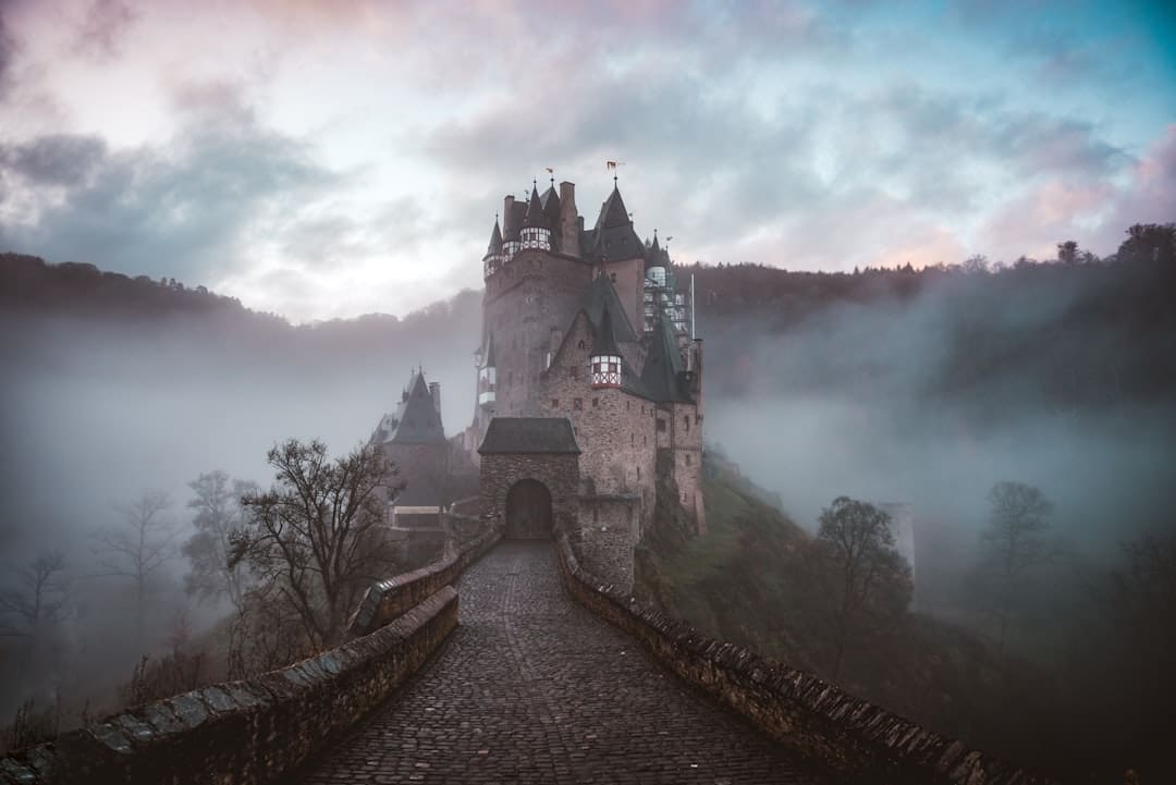 Restauração de imóveis históricos em Monte Mor: técnicas de pintura modernas