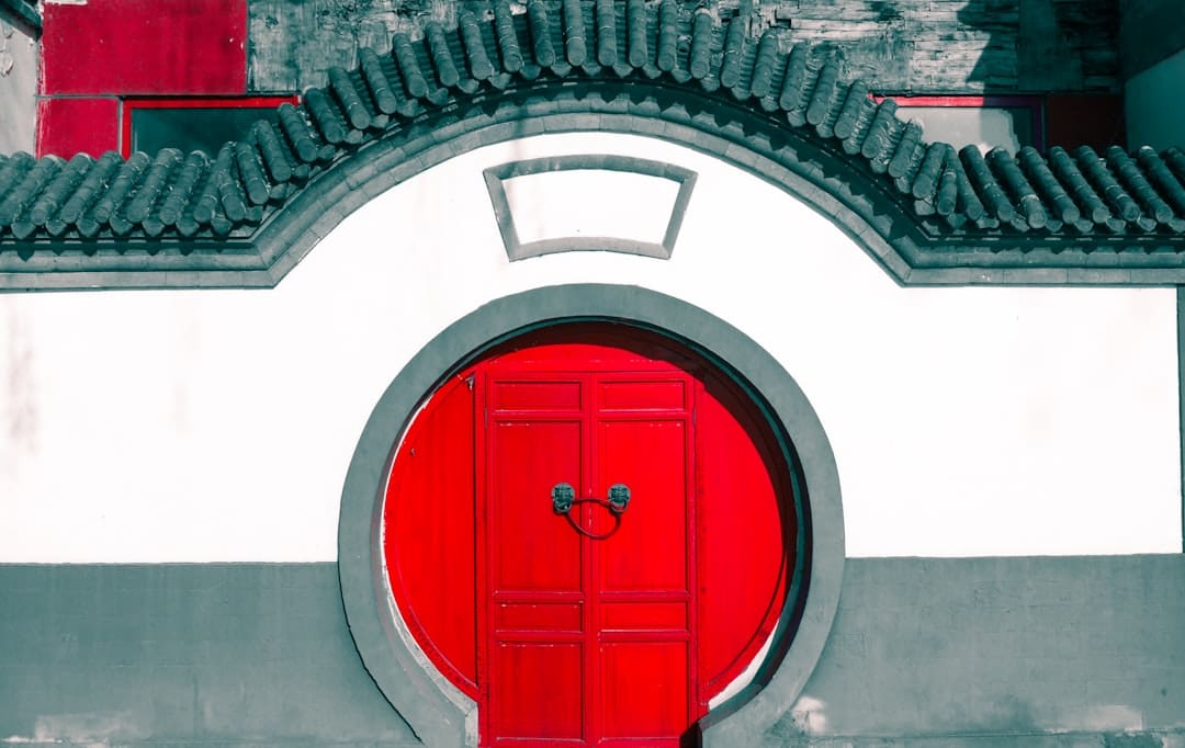 Pintura de portas e rodapés: pequenos detalhes, grande impacto visual